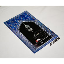 Load image into Gallery viewer, Rug Tee